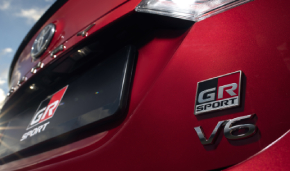 Эмблема специальной серии GR Sport